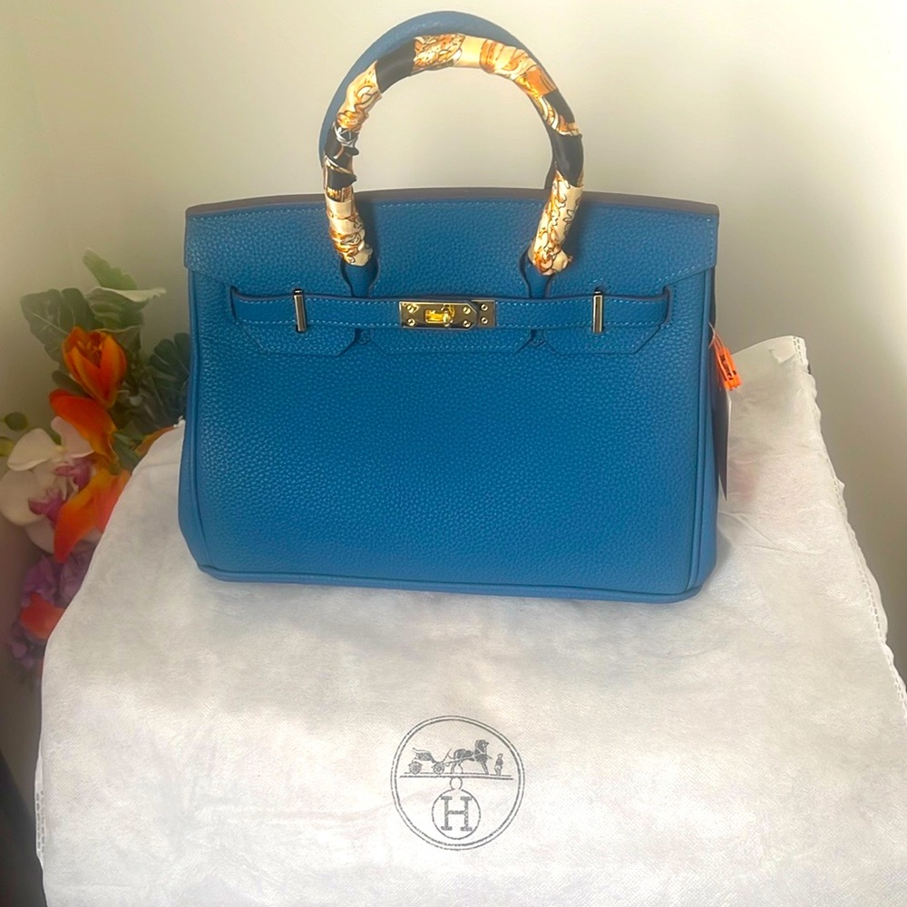 NWT Birkie Bag! Blue medium size w/dustbag